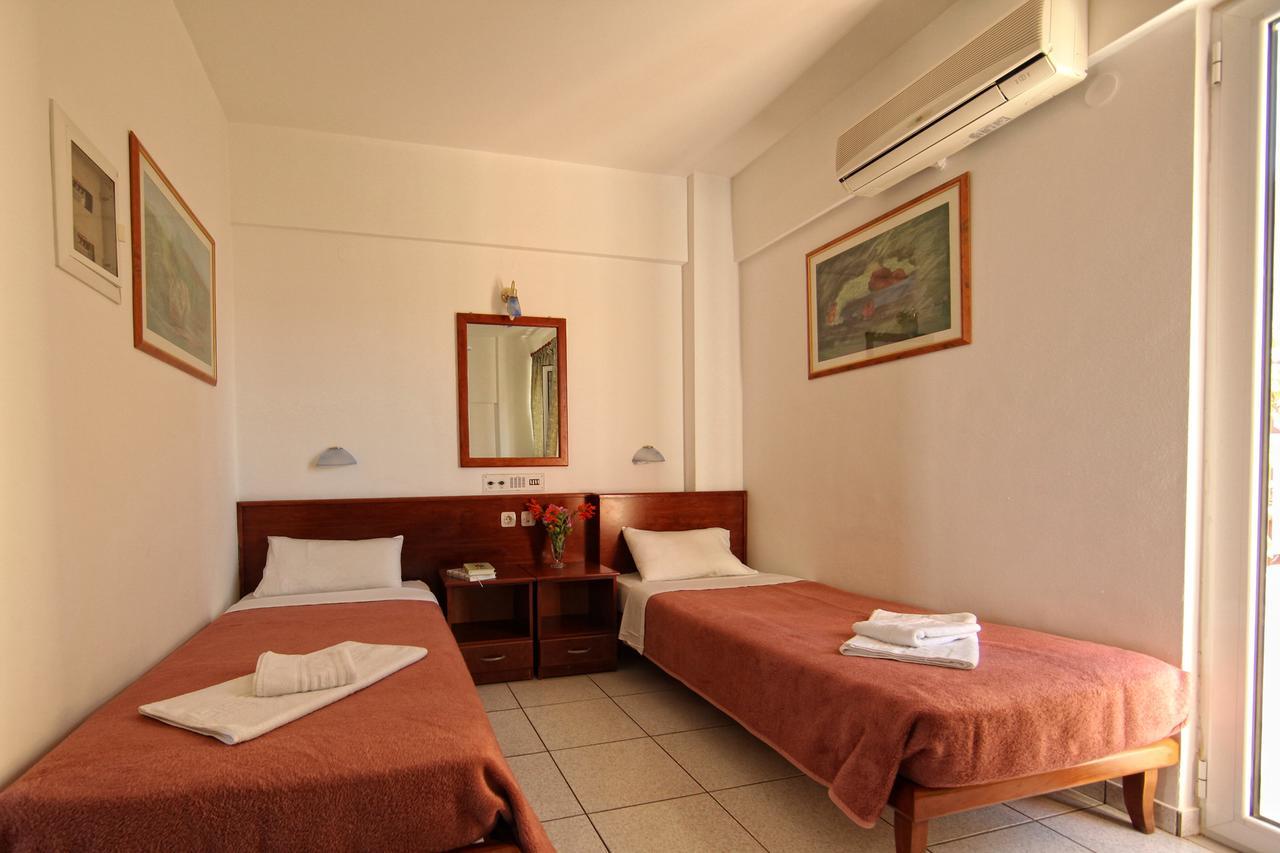 Hotel Dharam Villa Kālka Buitenkant foto